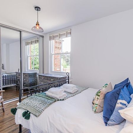 Outstandingly Beautiful Apartment With Parking Oxford Exterior foto